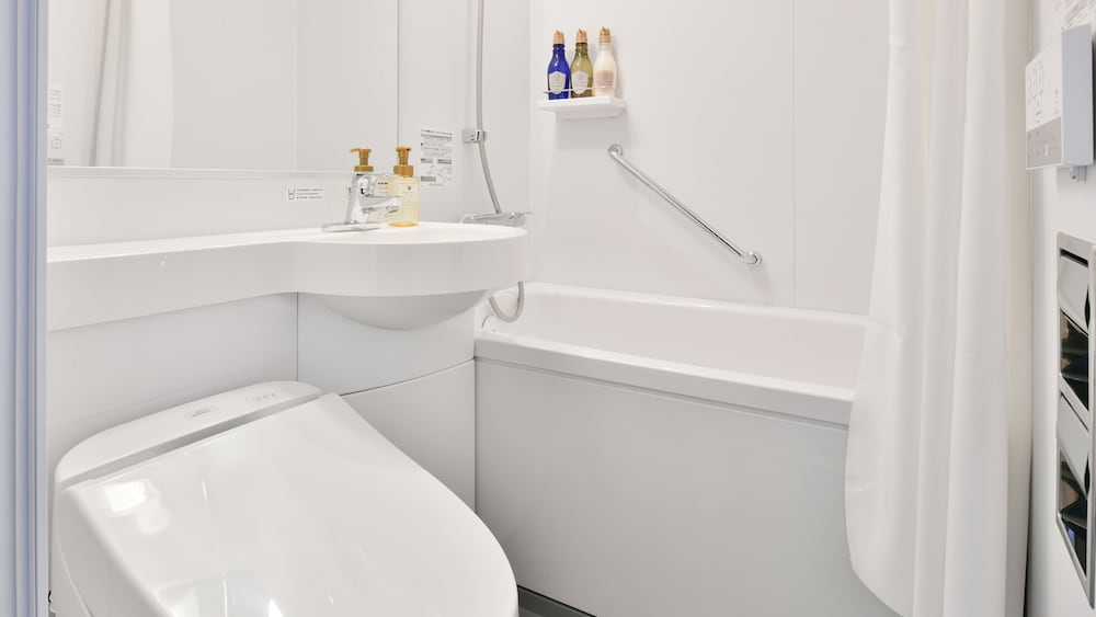 Vessel Inn Namba 48/50