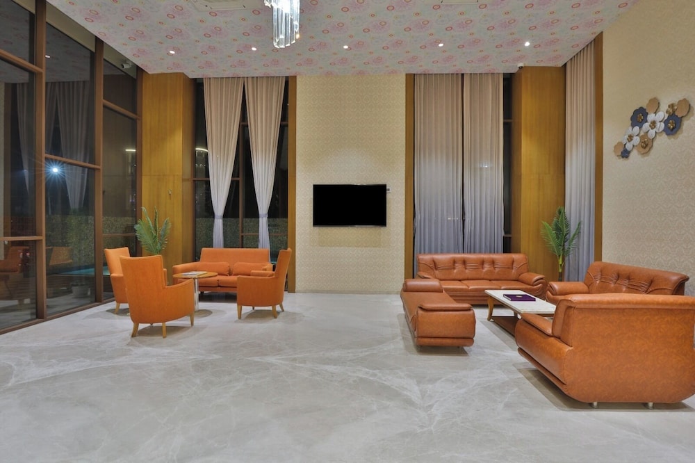 Hotel Empyrean 40/49