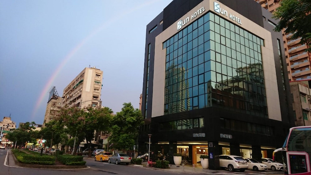 Sun Hotel 6/48