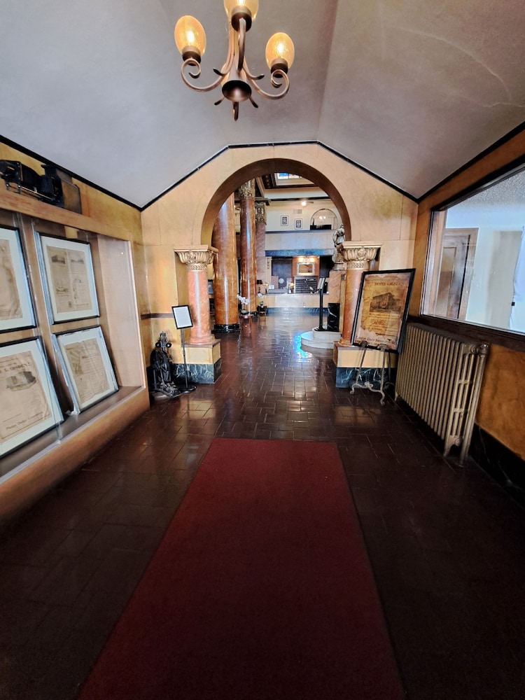 Gadsden Hotel 29/51
