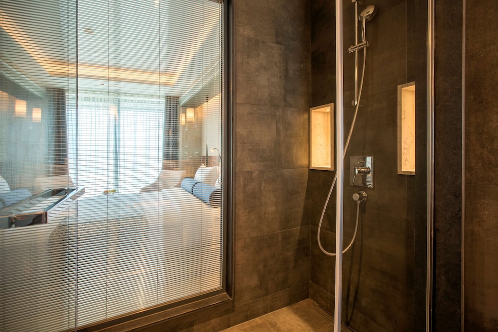 Golden Tulip Istanbul Bayrampasa 50/50