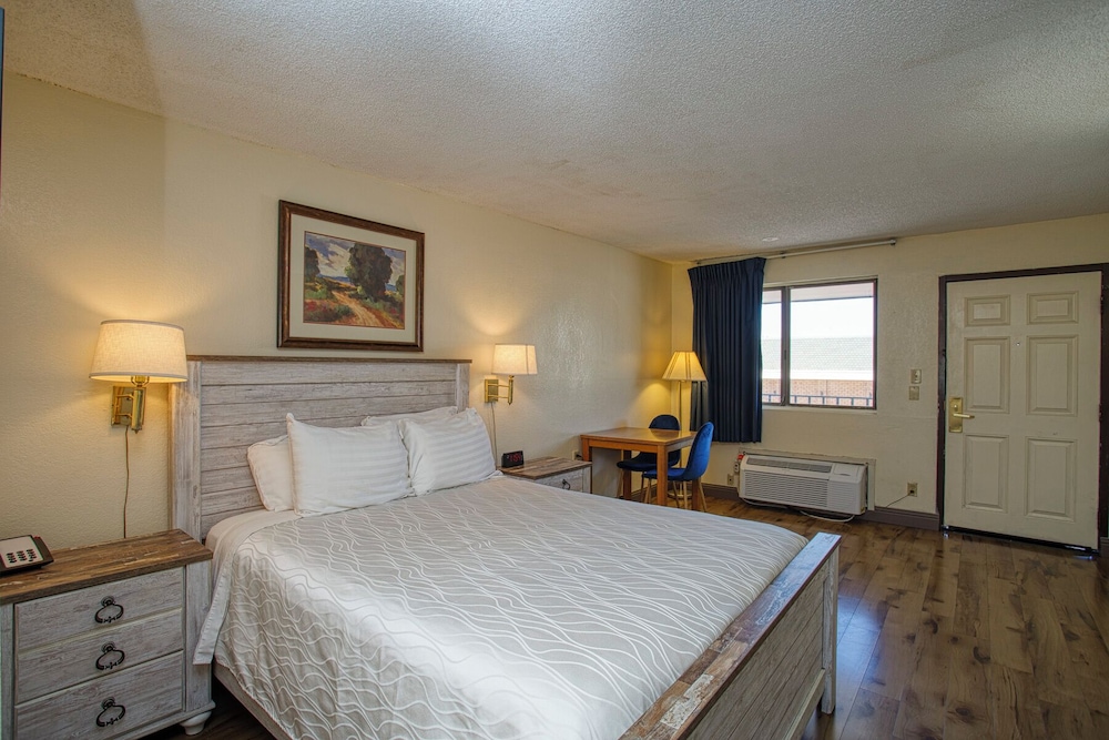 Baymont by Wyndham Susanville 15/50
