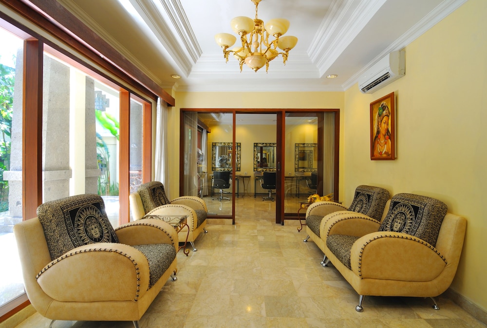 Hotel Kumala Pantai 46/75