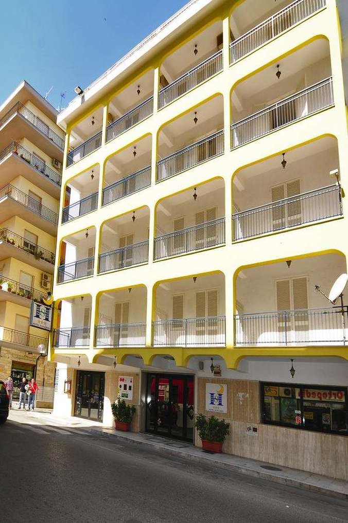 Hotel Scigliano 1/36