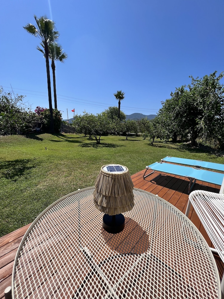 Grenadine Lodge 27/50