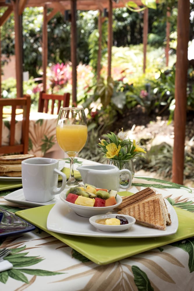 LA CAMPANA HOTEL BOUTIQUE 54/64