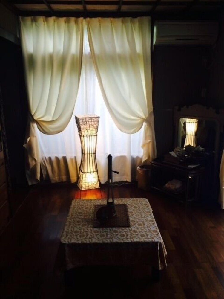 Milk-Ya Women-Only Guest House 34/50
