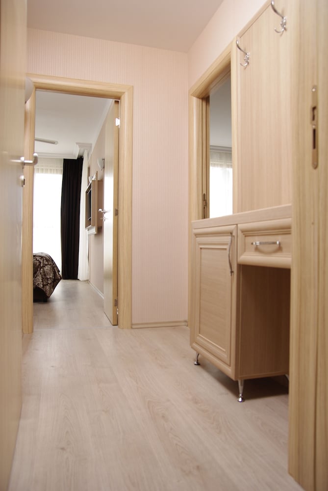 Harmony Suites 2 3 30/65