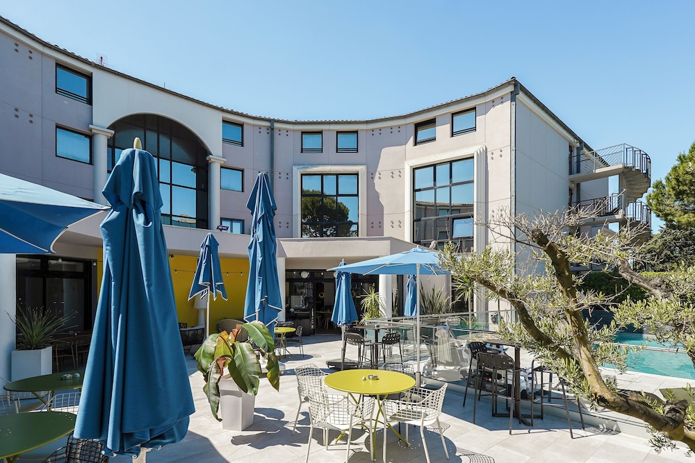 Radisson Hotel Aix En Provence 2/65