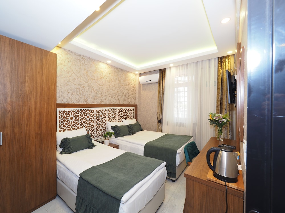 STANDARD, TWIN BEDS
