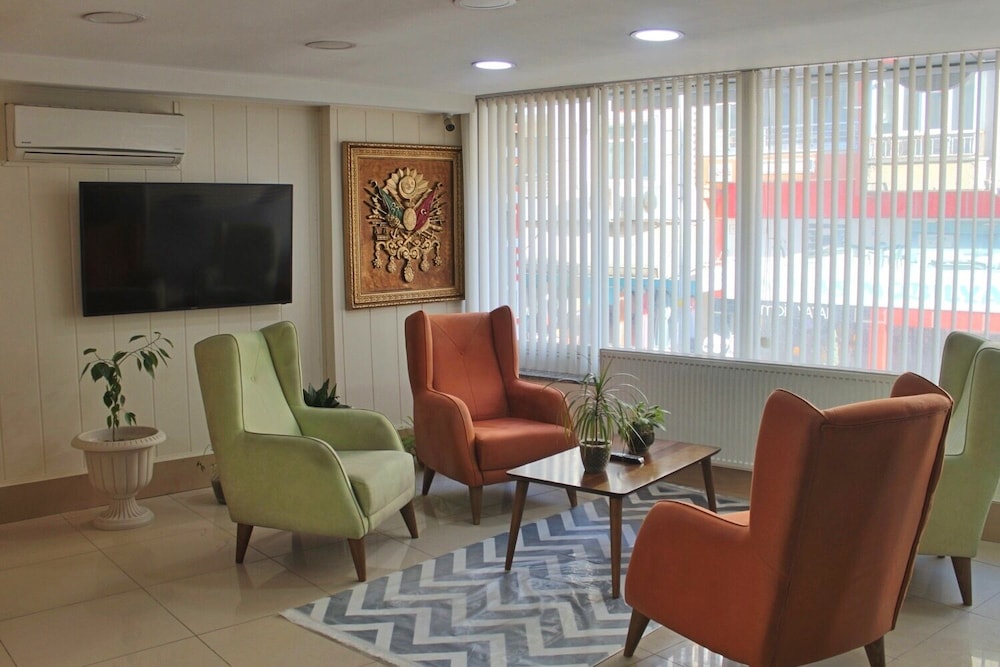 Evim Hotel 32/50