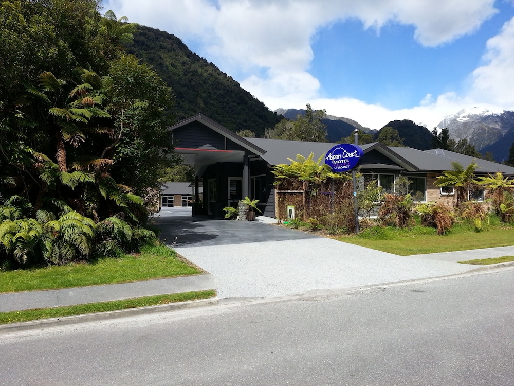 ASPEN COURT MOTEL FRANZ JOSEF 21/26