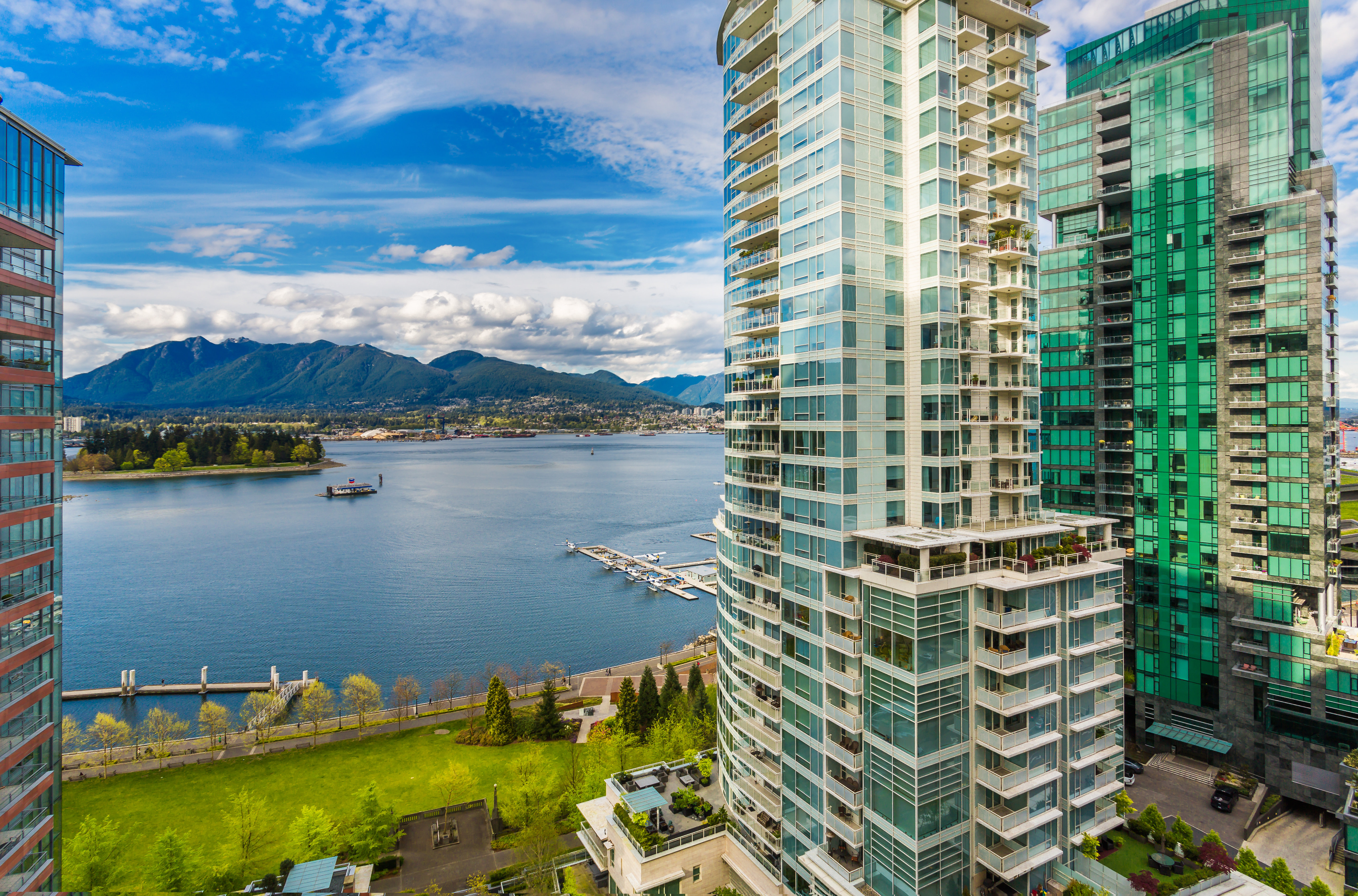 Pinnacle Vancouver Harbourfront (Ex Renaissance) 3/57