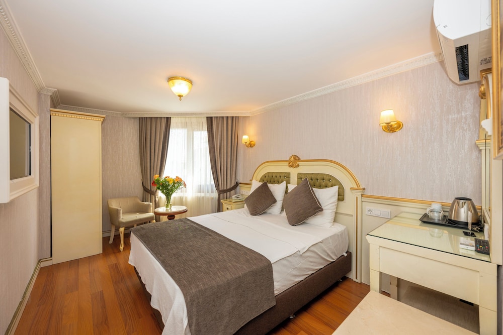 STANDARD, DOUBLE OR TWIN BED