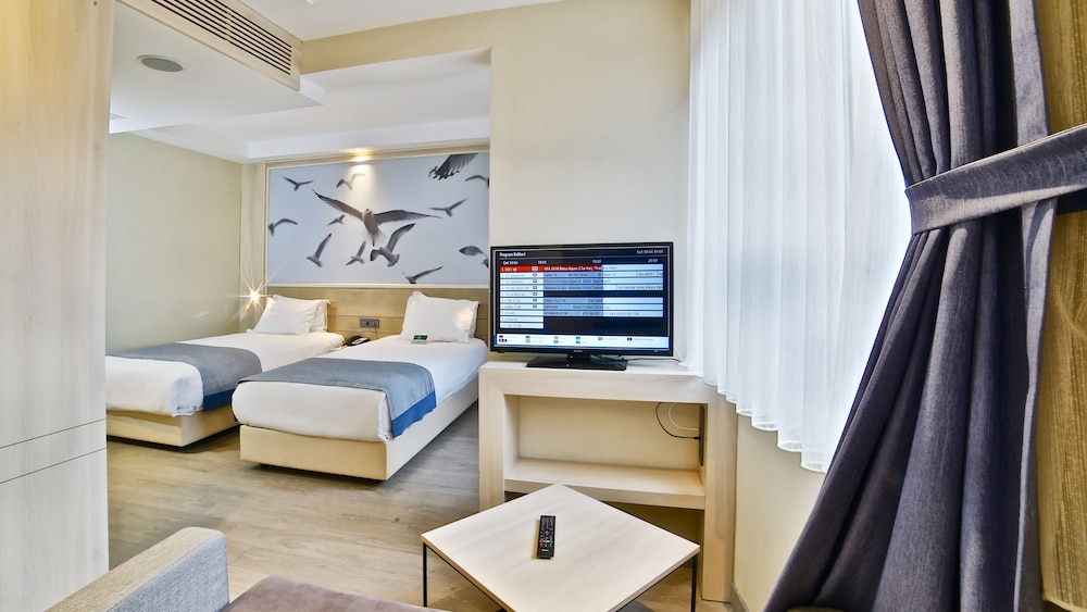 Ramada by Wyndham Istanbul Old City 33/55