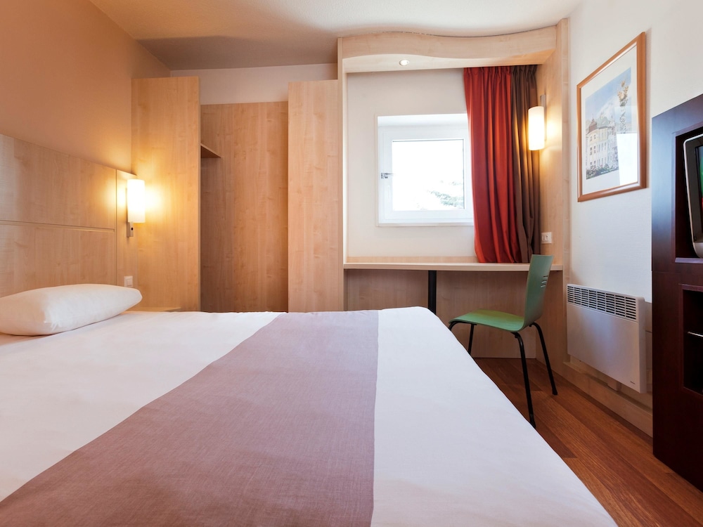 Ibis Aulnay Paris Nord Expo 6/44