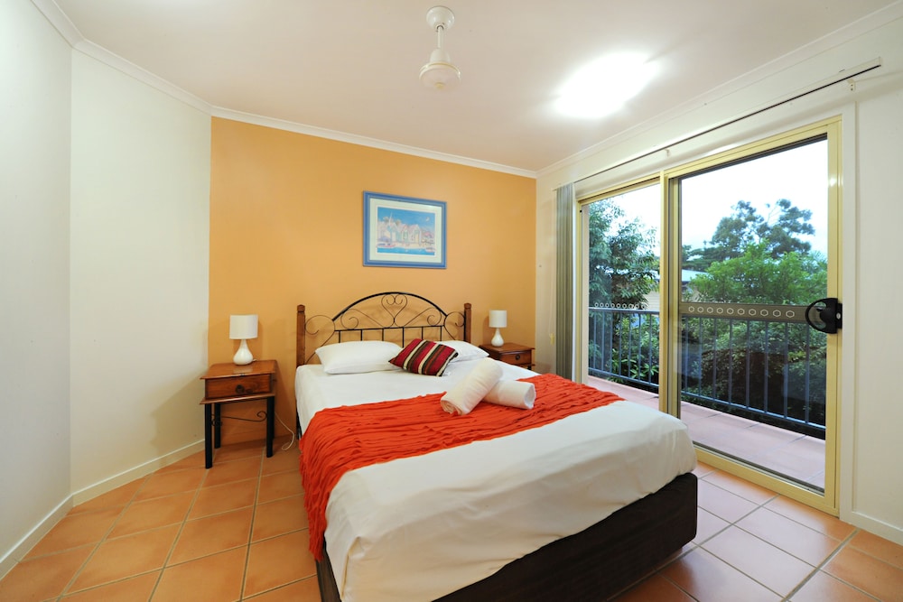 1 BEDROOM, GARDEN VILLA