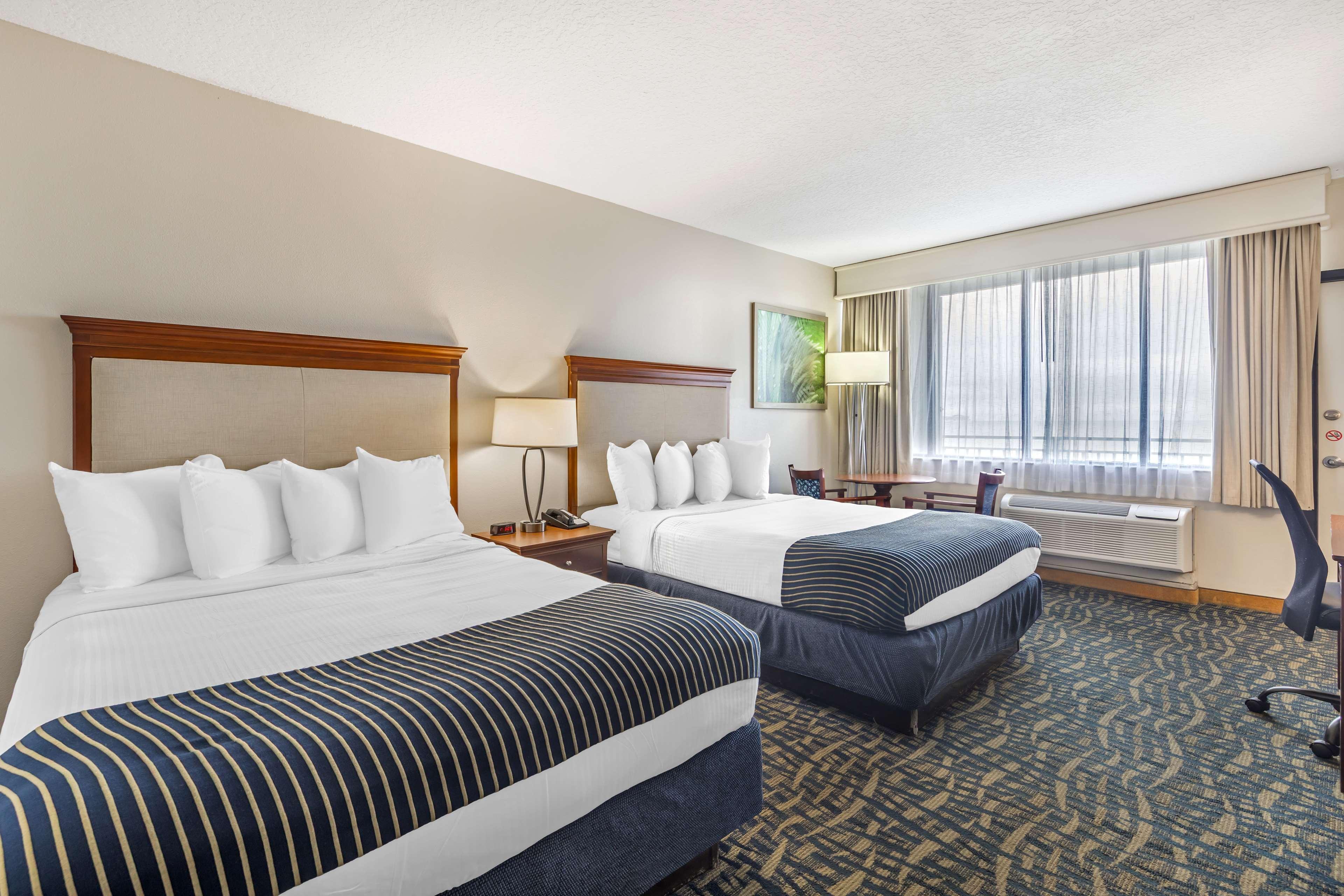 Room, 2 Queen Beds, Ocean Front, Balcony, Beach Tower