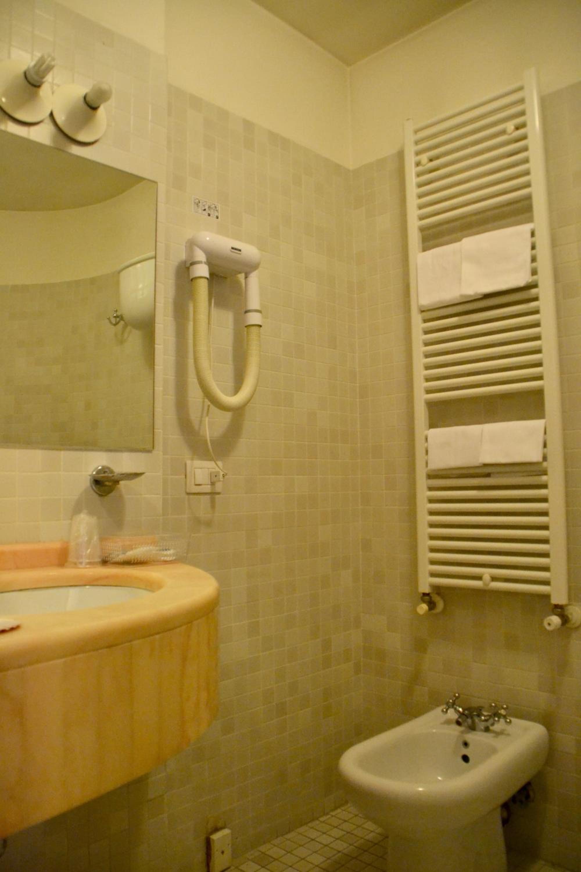 Hotel Italia 43/50