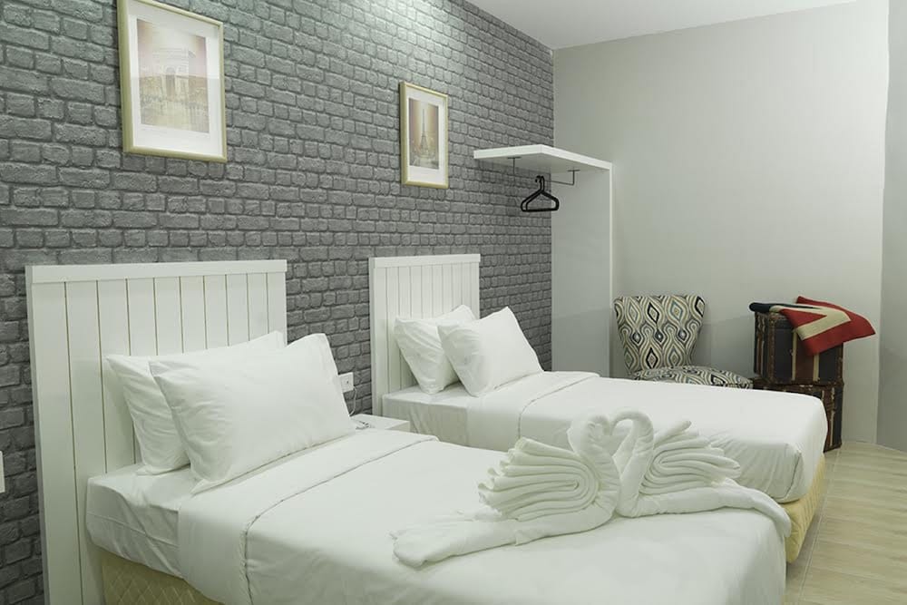 Lighthouse Hotel Shortstay Atdamansara Uptown 13/47