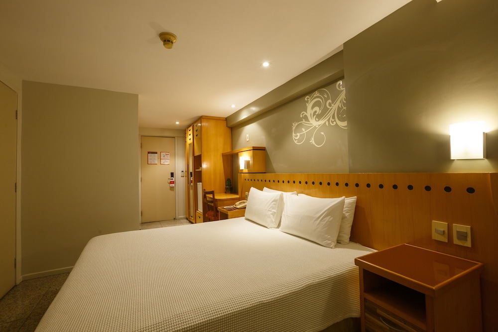 Standard Queen Bed
