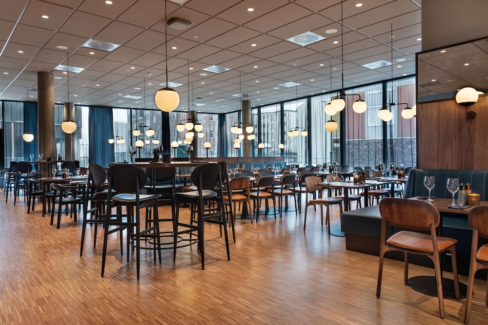 Quality Hotel River Station 46/65