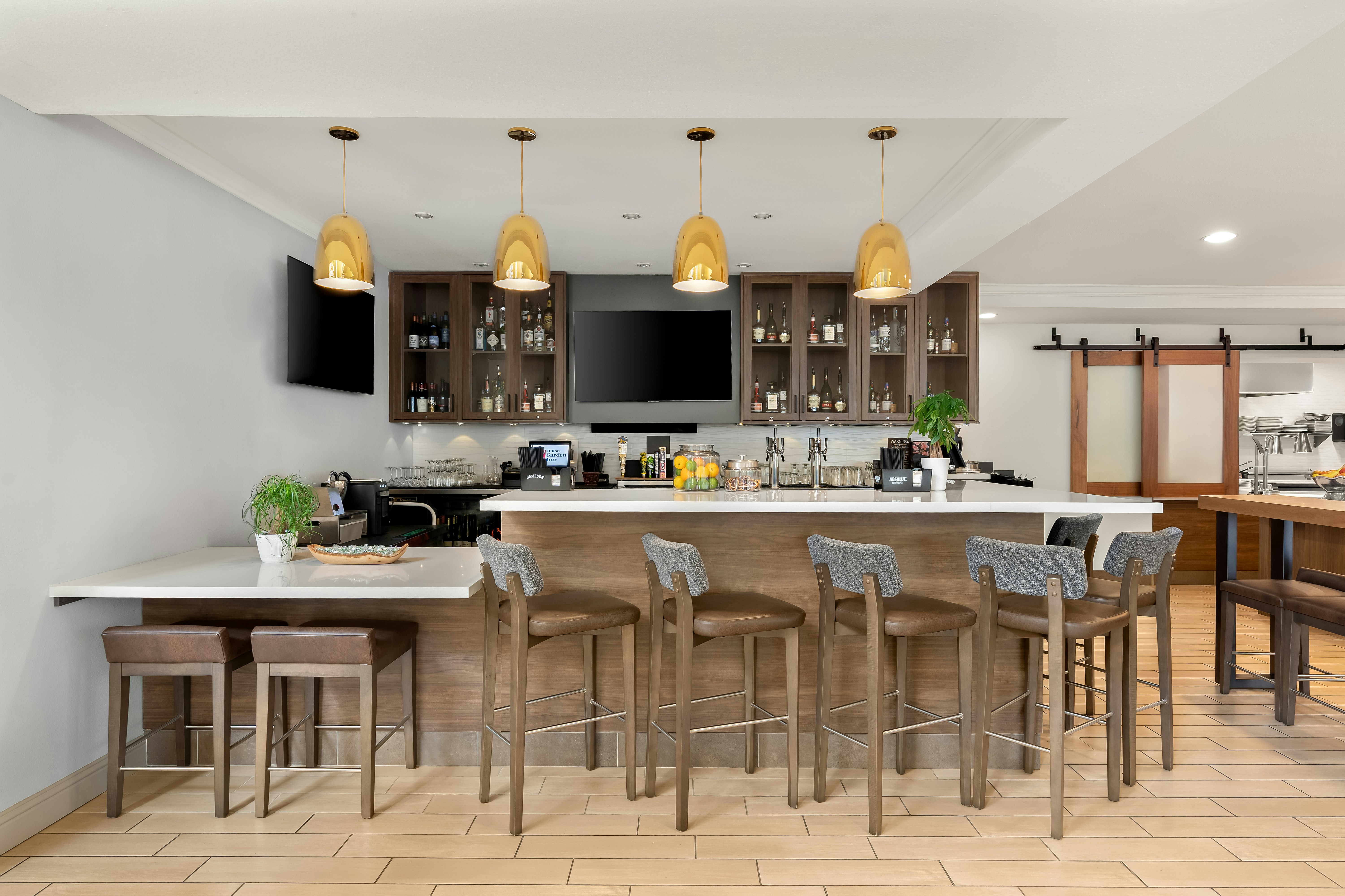Hilton Garden Inn Fairfield 48/80