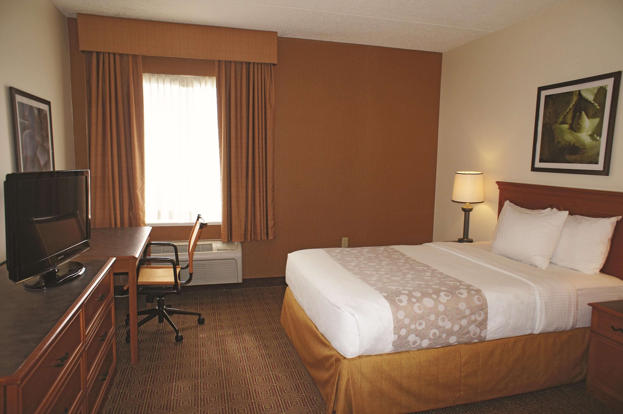 Room, Double Bed, Accessible