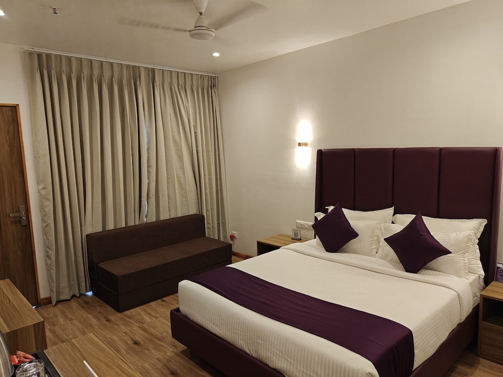 VITS Daman Devka Beach 11/47