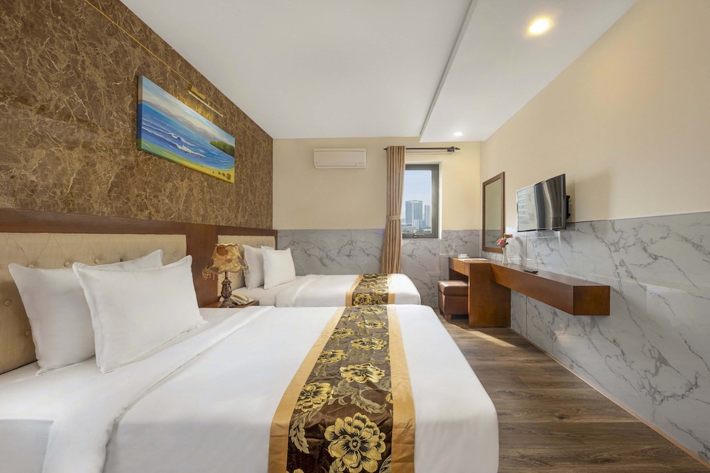 Delicate Hotel 25/72