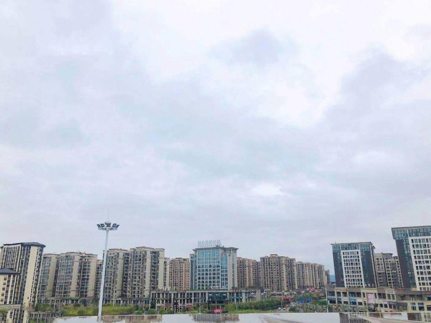 7 Days Inn Chongqing Liangping South Station high-speed railway station Branch 34/36