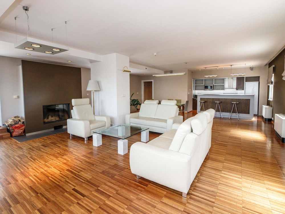 Ibis Praha Old Town 51/70