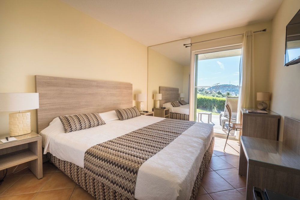 Hotel Funtana Marina 4/32