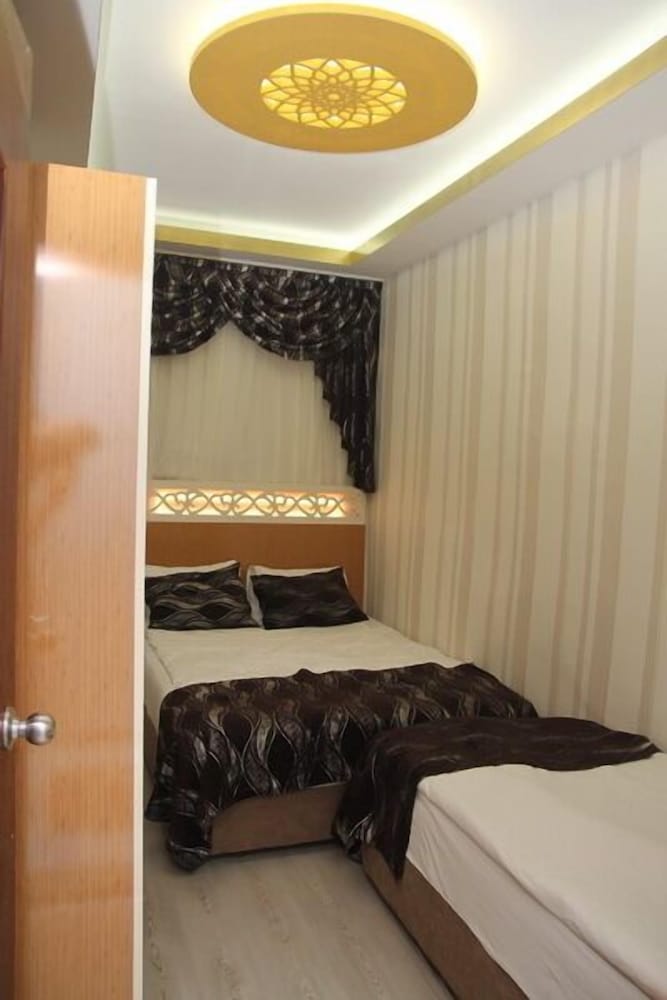 Vatan Hotel 22/28