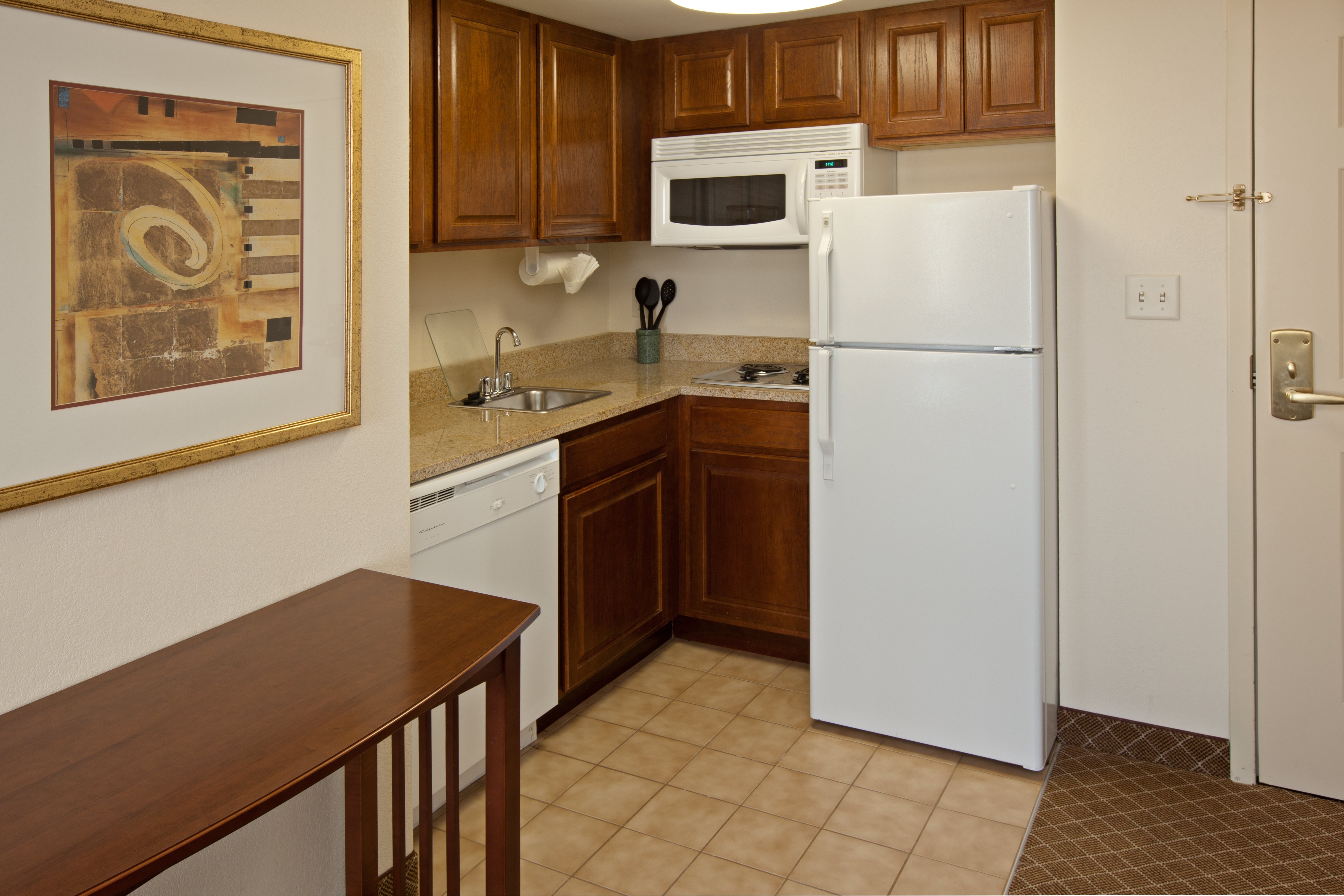 Staybridge Suites Indianapolis Airport 7/70