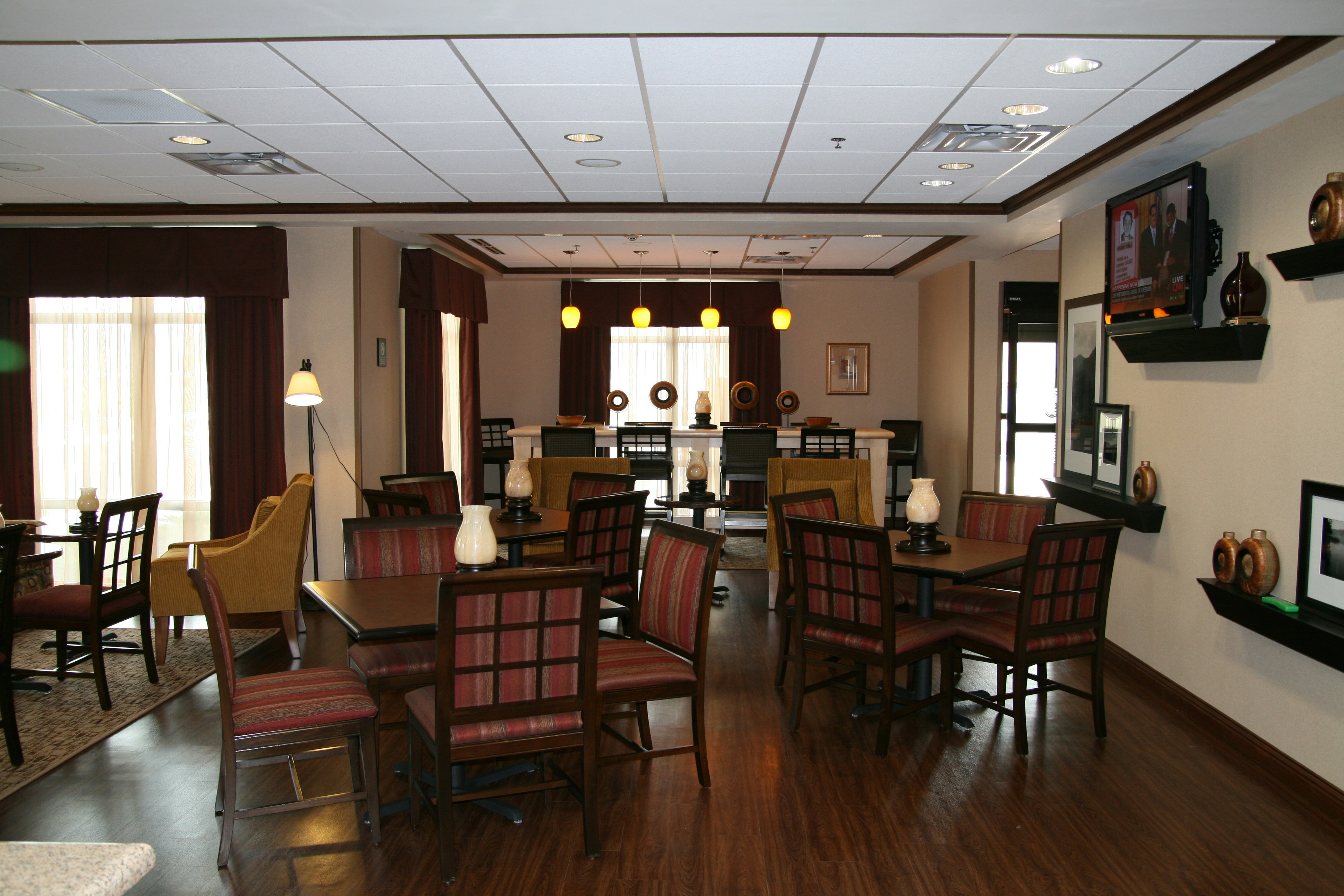 Hampton Inn Gallipolis 24/35