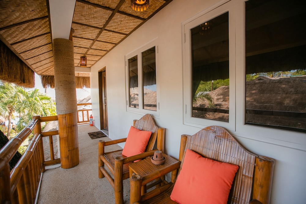 Kav's Beach Resort 48/69
