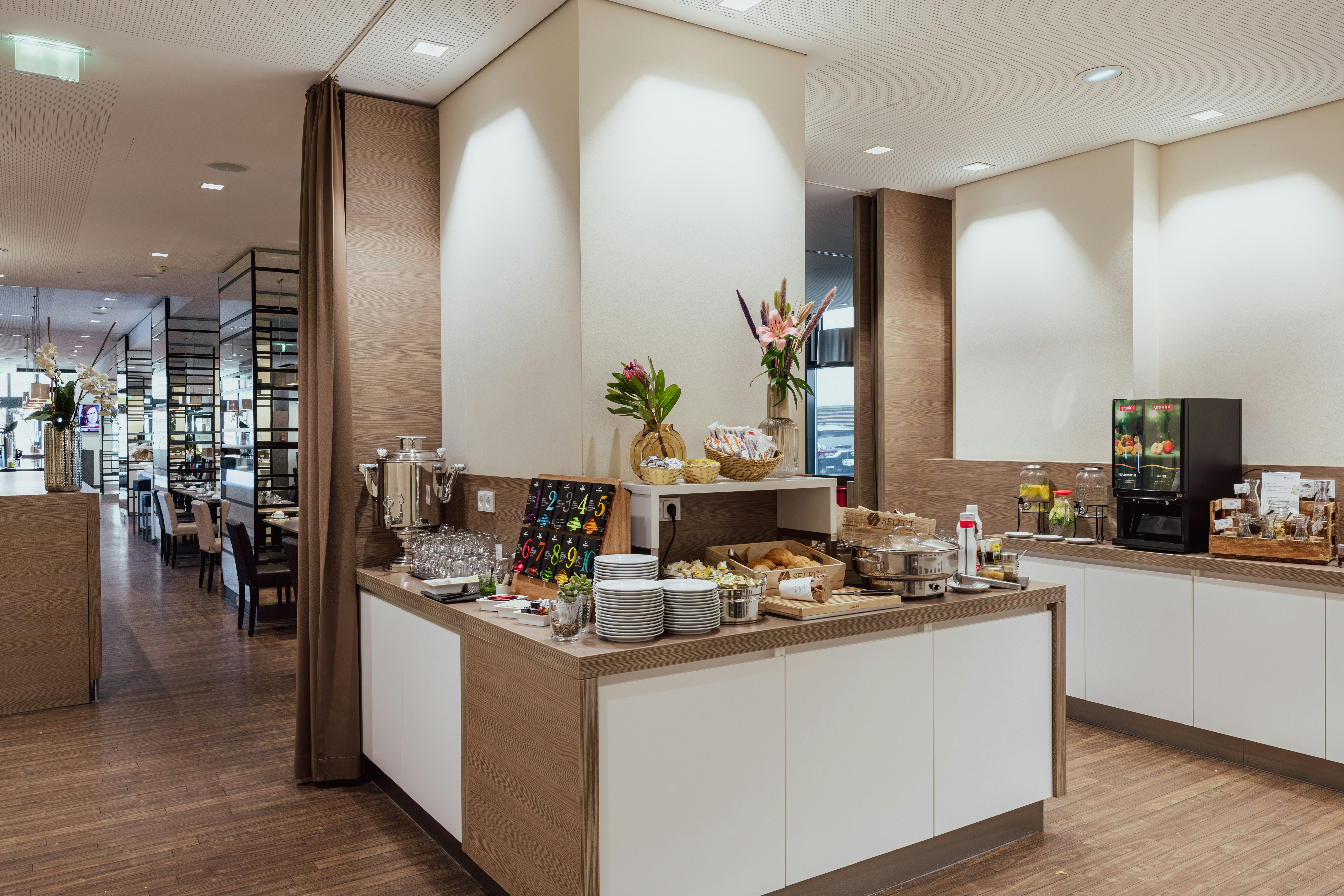 Garner Hotel Berlin - Charlottenburgm, an IHG Hotel 8/82