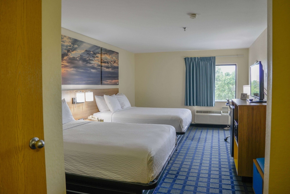 Days Inn by Wyndham Mount Vernon 17/50