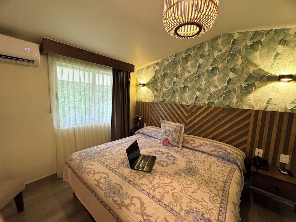 غرفة قياسية بسرير مزدوج، Hotel Isabel 5/10