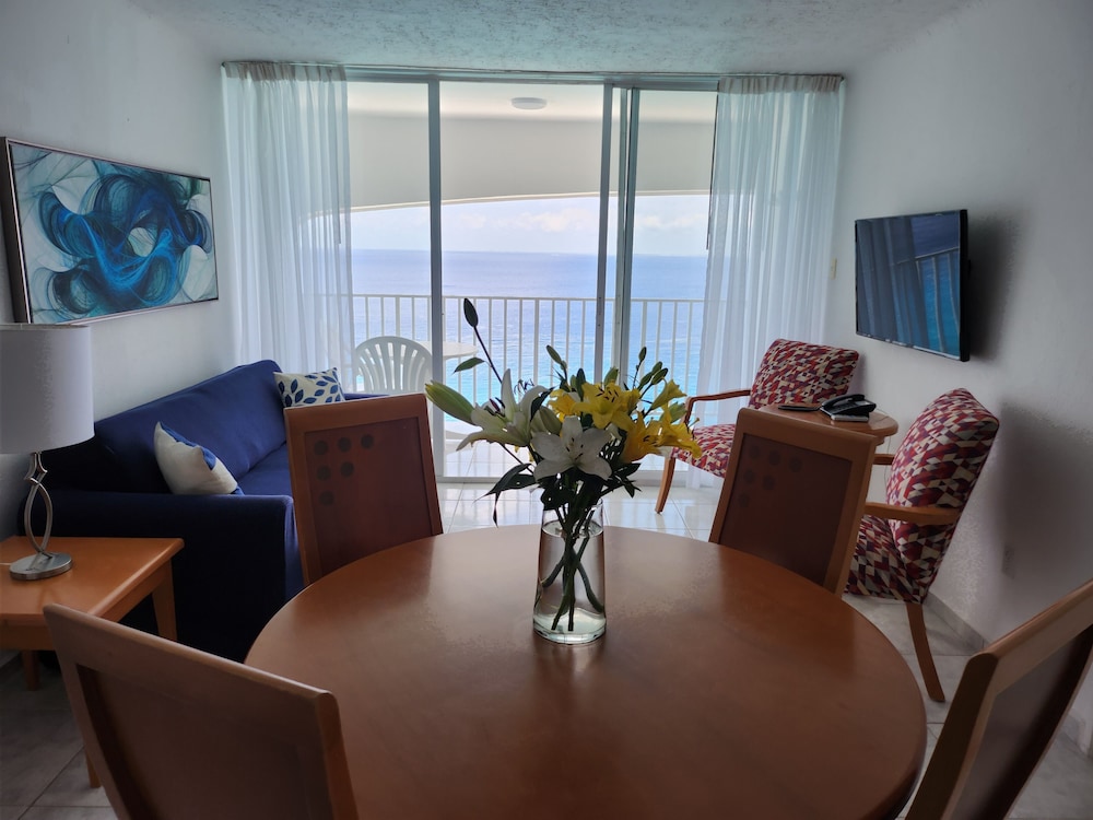 Coral Princess Hotel & Dive Resort 48/78