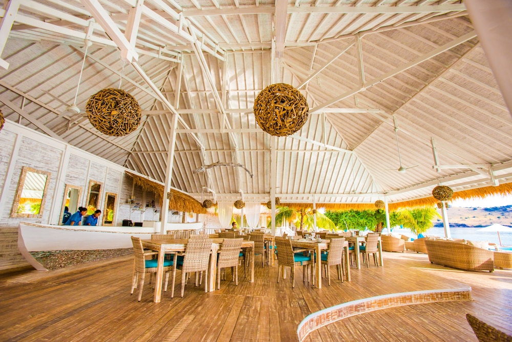 Sudamala Resort Seraya Flores 48/65