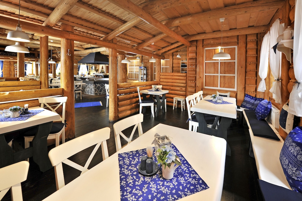 KOLIBA KAMZIK HOTEL TATRAS 42/48