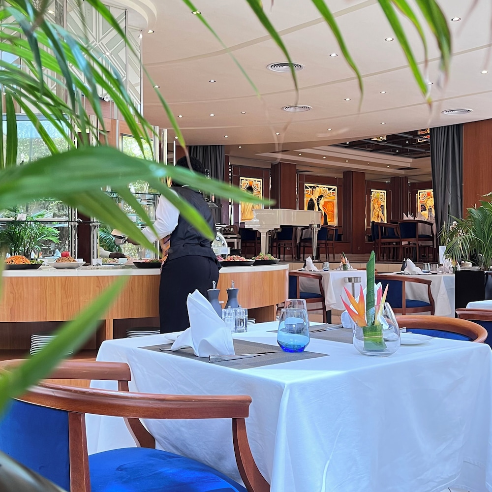 Tiama Hotel 57/72
