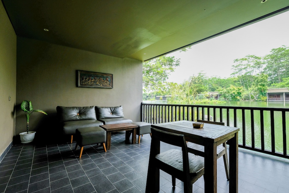 The Westlake Resort Yogya 33/57