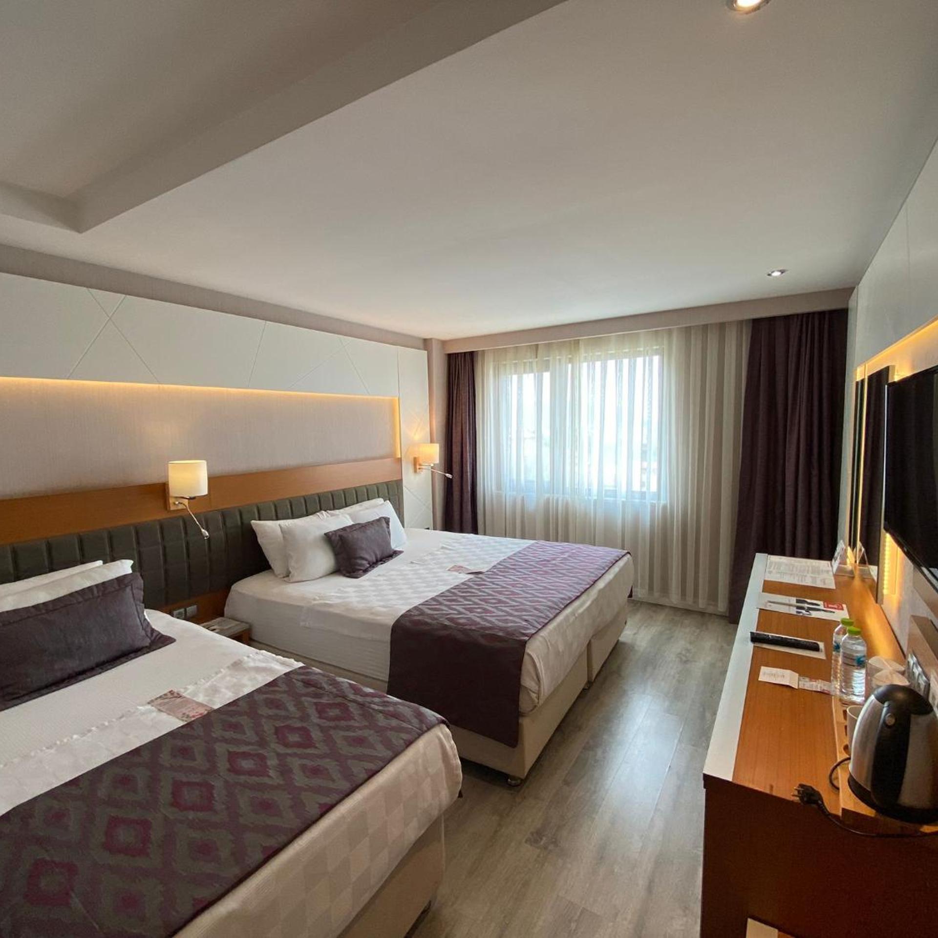 Room, Triple, Sea View