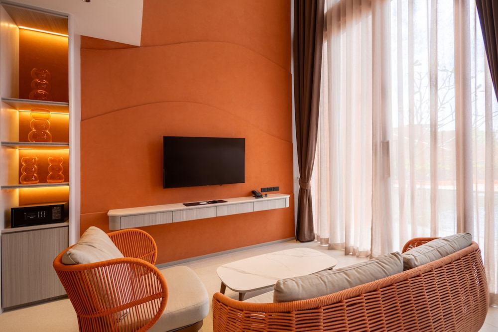 Hotel Adam Krabi 75/83