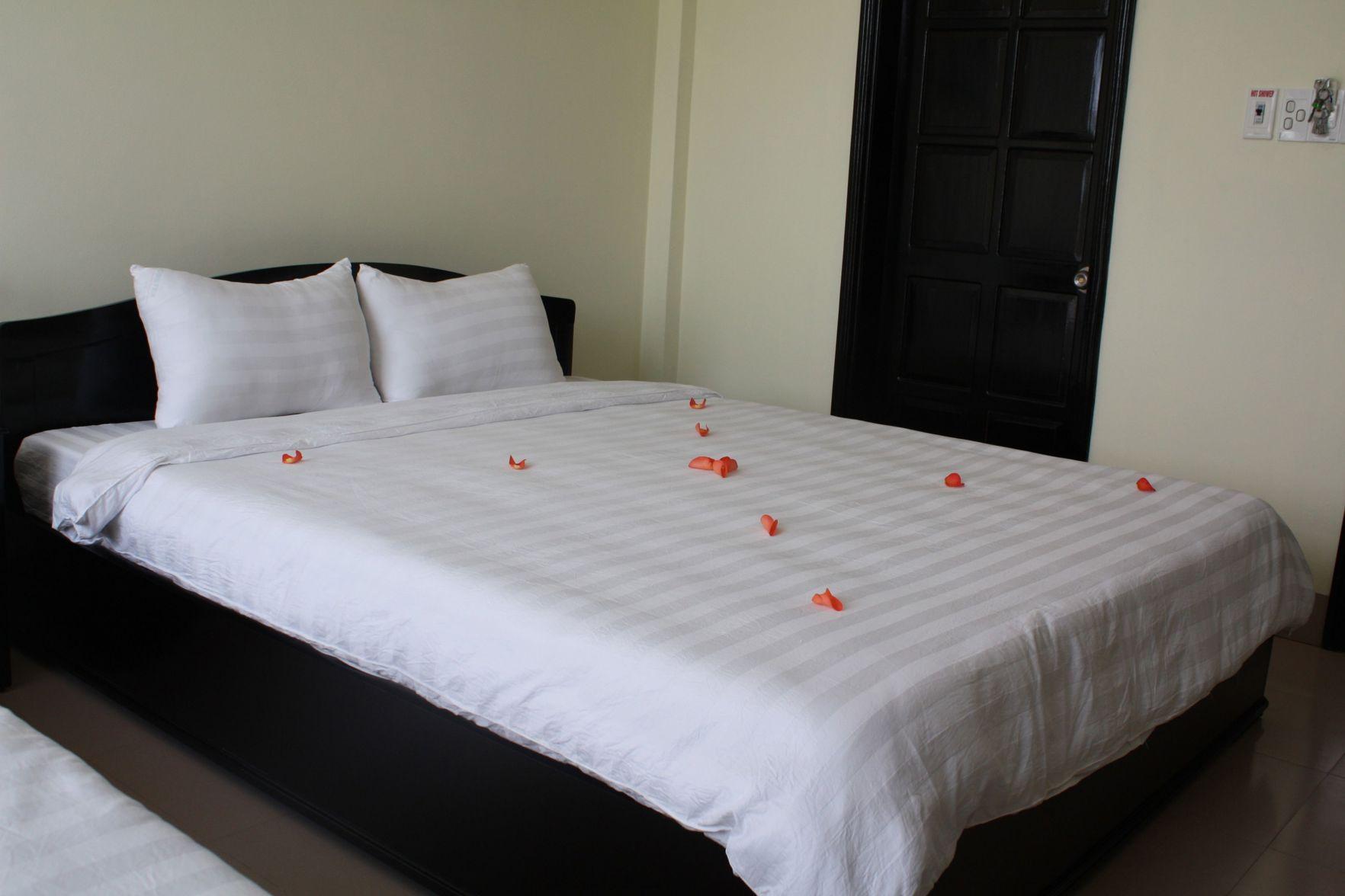 Standard, Double Bed, No Window