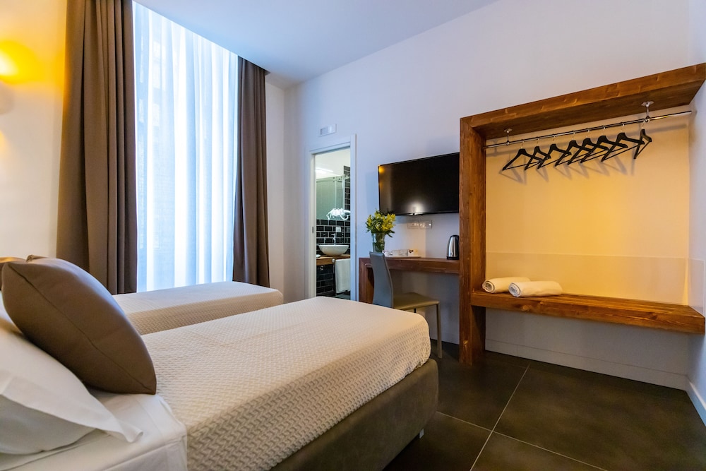 Santa Chiara Inn 23/46