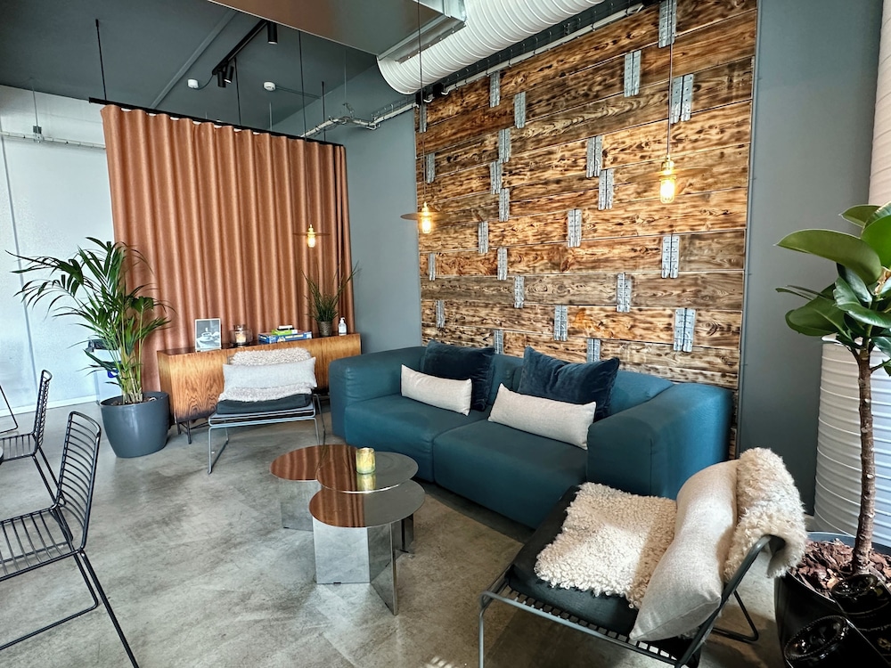 CPH STUDIO HOTEL 48/82